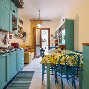 https://villetta-lelu.in-sardinia.net